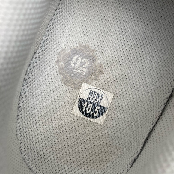 Nike Men's Air Force 1 White Sneakers - Picture 7 of 9